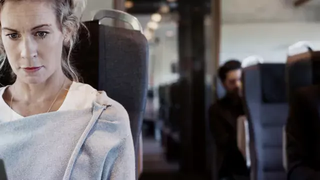 img-experiences-header-desktop