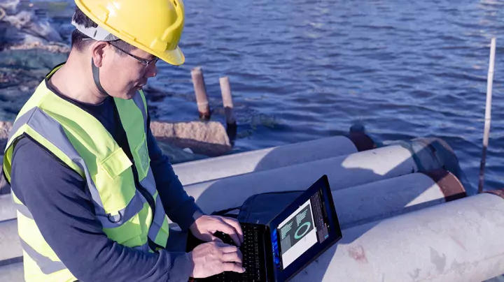 GettyImages-1385242473_ThinkPadX1CarbonGen11_OL