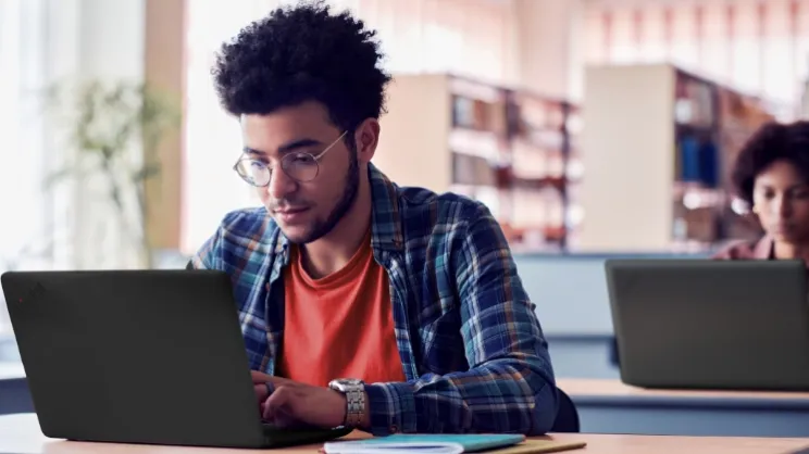 V Series Laptops: Major in mobility, Minor in price